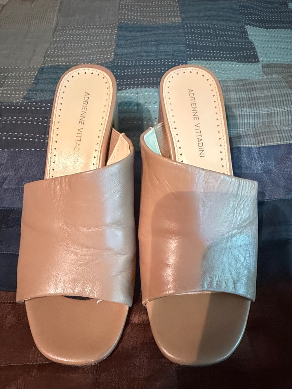 Adrienne Vittadini Women's Taupe Leather Slide Mules